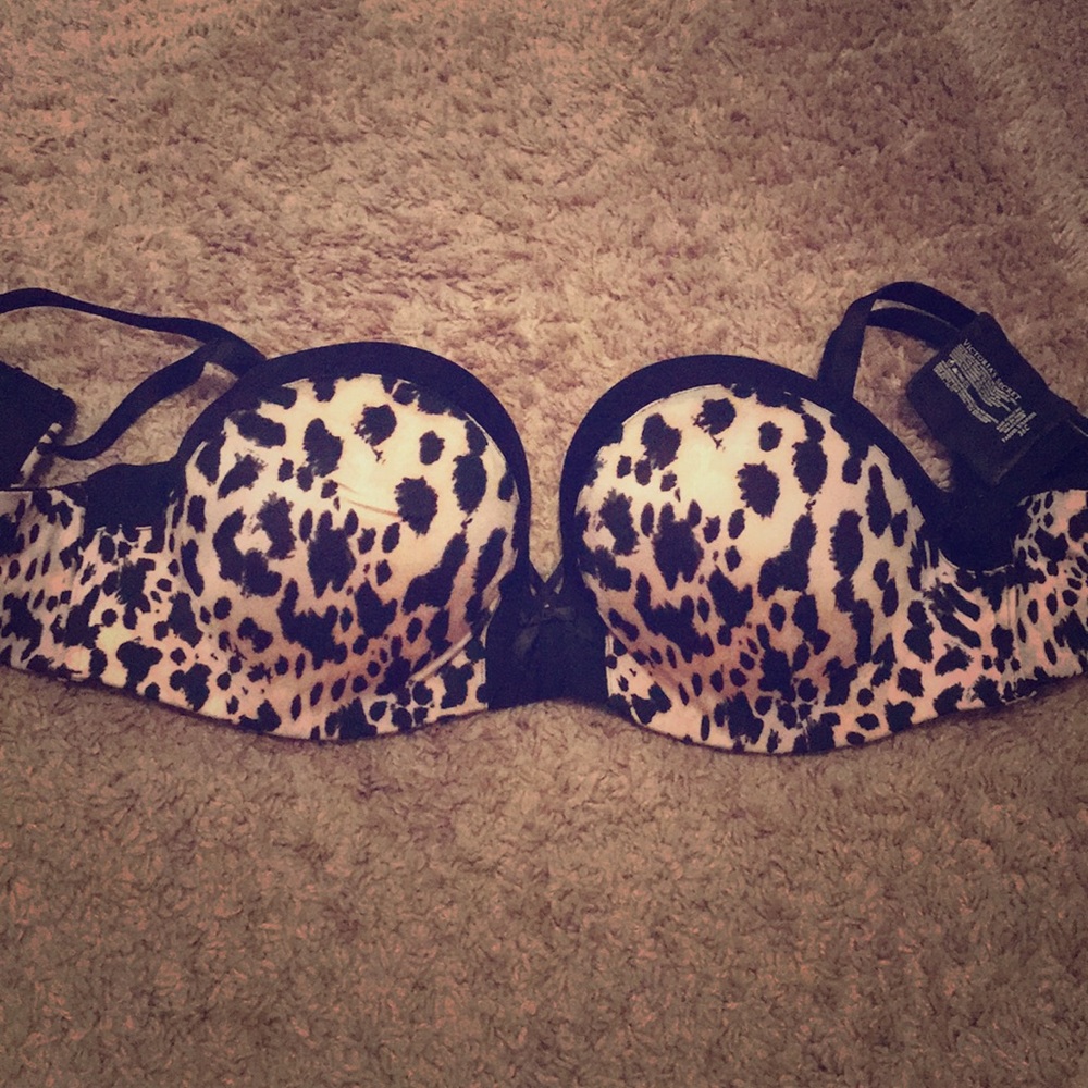 Victoria secret padded strapless bra